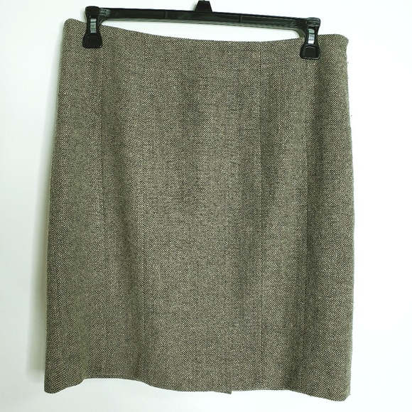 Ann Taylor Dresses & Skirts - Ann Taylor Wool Blend Herringbone Pencil Skirt 10